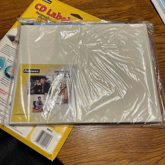 NEW CD Label Package - Picture 3 of 3